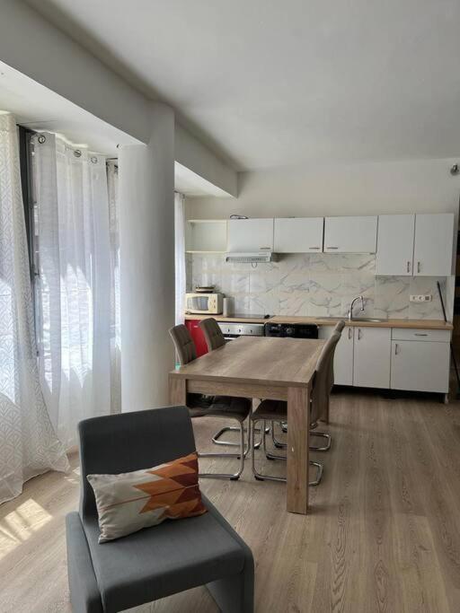 Le Building: 5 Pax Centre Ville Marseilles Buitenkant foto